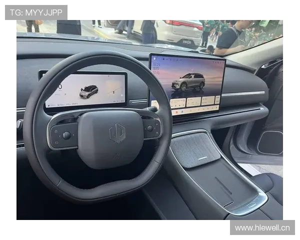 10万出头双动力，2.9米轴距+8295智舱，零跑C01家用真是爽！